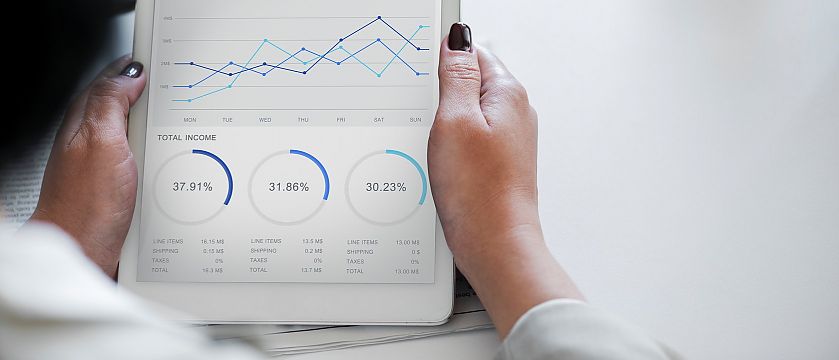 Bildquelle: https://www.pexels.com/photo/white-ipad-955447/