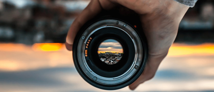 Microbrands - @officialdavery / Unsplash