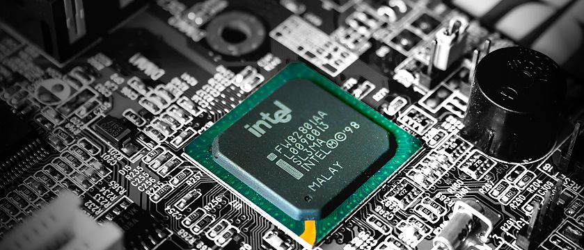 Ingredient Brand - Photo by Slejven Djurakovic on Unsplash