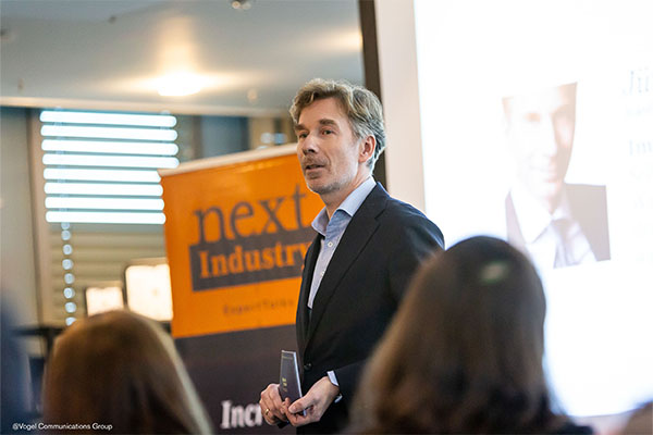 Jürgen Gietl ist Leiter des Employer Branding-Seminars Jürgen Gietl ist Leiter des Employer Branding-Seminars