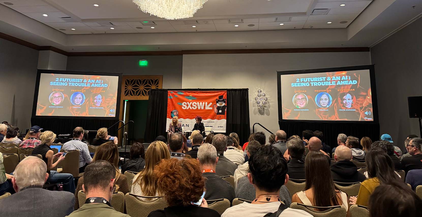 SXSW: Session mit zwei Vordenkerinnen und einer KI SXSW: Session mit zwei Vordenkerinnen und einer KI