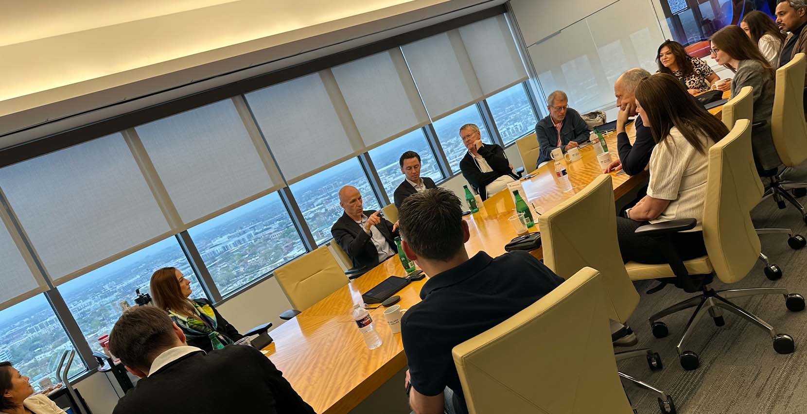 Austausch mit Wirtschafts- und Innovationsförderern und Anwälten Austausch mit Wirtschafts- und Innovationsförderern und Anwälten