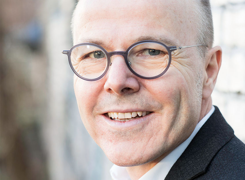 Prof. Dr. Armin Falk Prof. Dr. Armin Falk