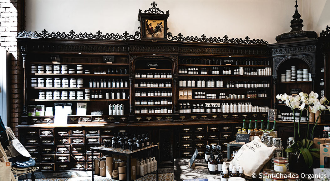 Wie stationäre Apotheken den Kampf gegen Online-Konkurrenz gewinnen © Saint Charles Organics