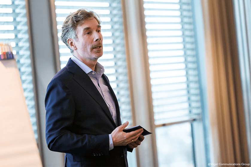 Jürgen Gietl, Partner bei BrandTrust beim Vortrag